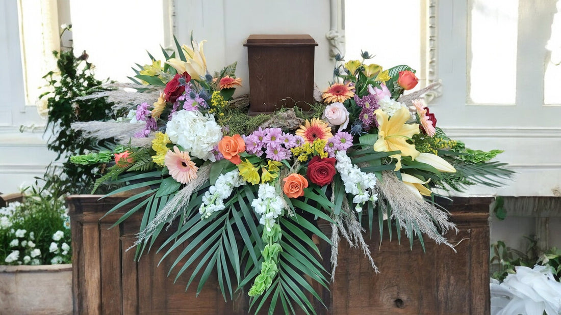 Arrangement Floral pour Urne Funéraire - Célébration de Vie