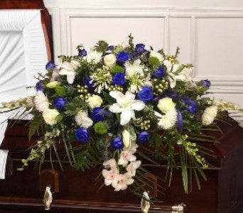 Arrangement de Cercueil - Élégance en Bleu et Blanc